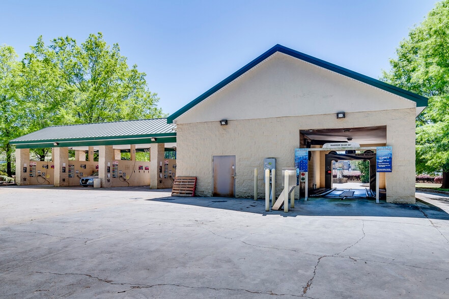 More Photos Of 3182 Cobb Pky NW, Kennesaw Carwash For Sale
