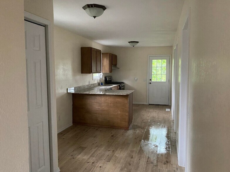 More Photos Of 9 Elizabeth st, Dover Flex For Sale