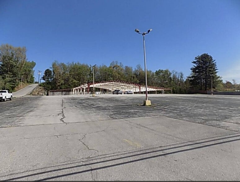 More Photos Of 510 Roanoke St, Christiansburg Land For Lease