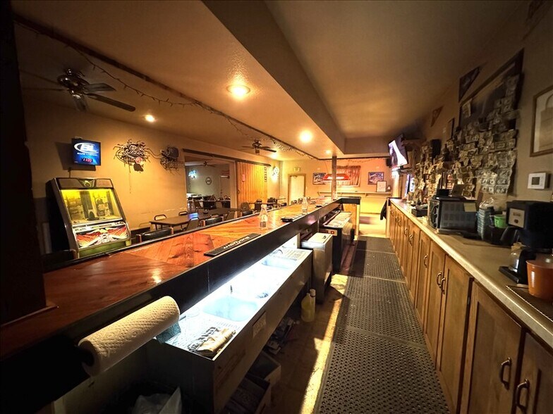 More Photos Of 205 N Macon St, Bevier Restaurant For Sale