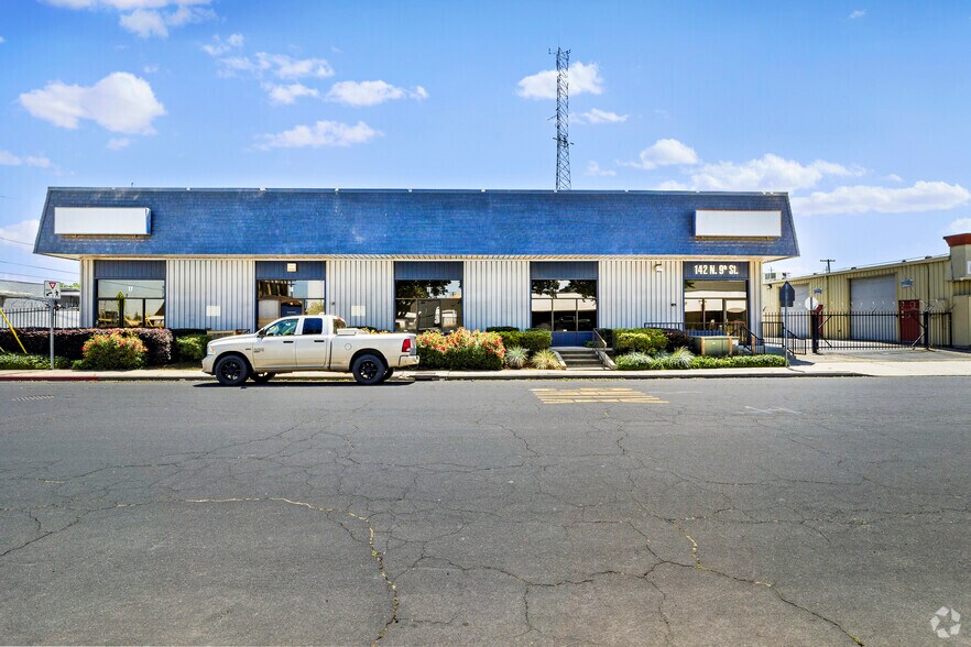More Photos Of 142 N 9th St, Modesto Office For Lease