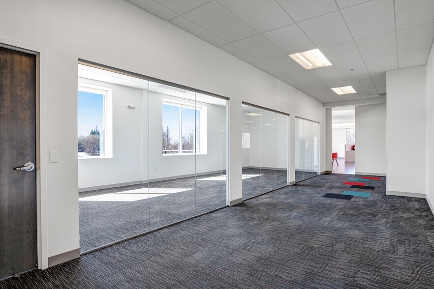 More Photos Of 110 Frederick St, Greenville Office For Lease