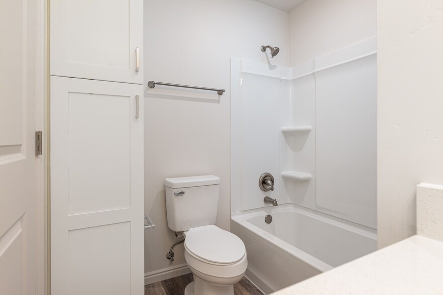 More Photos Of 5120 E Grande Vermillion Ave, Kanab Apartments For Sale