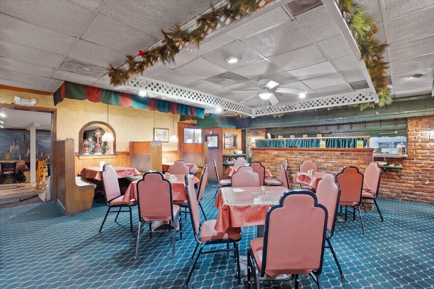 More Photos Of 3044 Deans Bridge Rd, Augusta Restaurant For Sale