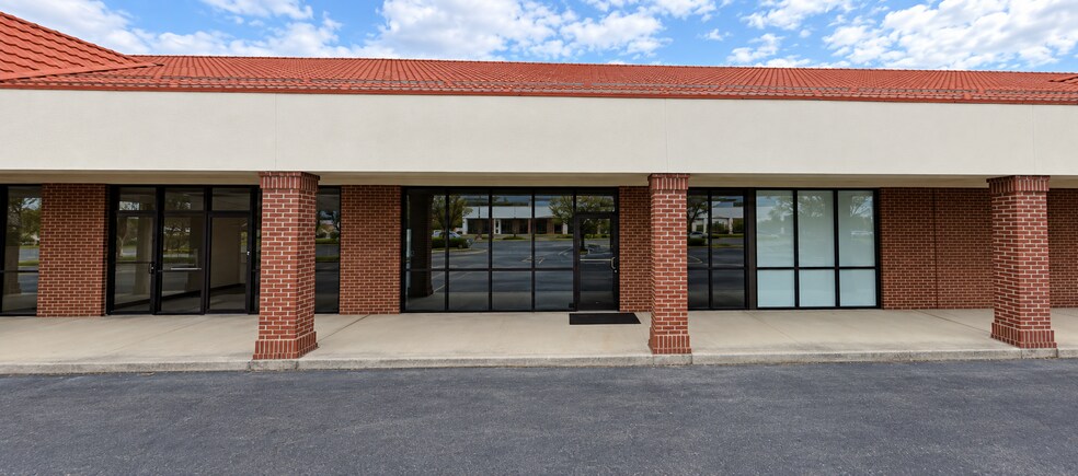 More Photos Of 345-369 E Economy Rd, Morristown Freestanding For Lease