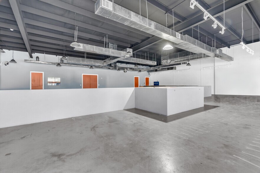 More Photos Of 26131 Kuykendahl Rd, Tomball Storefront For Lease