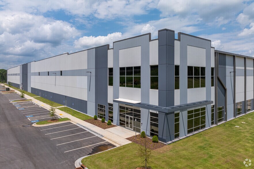 More Photos Of 350 Raco Pky, Pendergrass Unknown For Lease