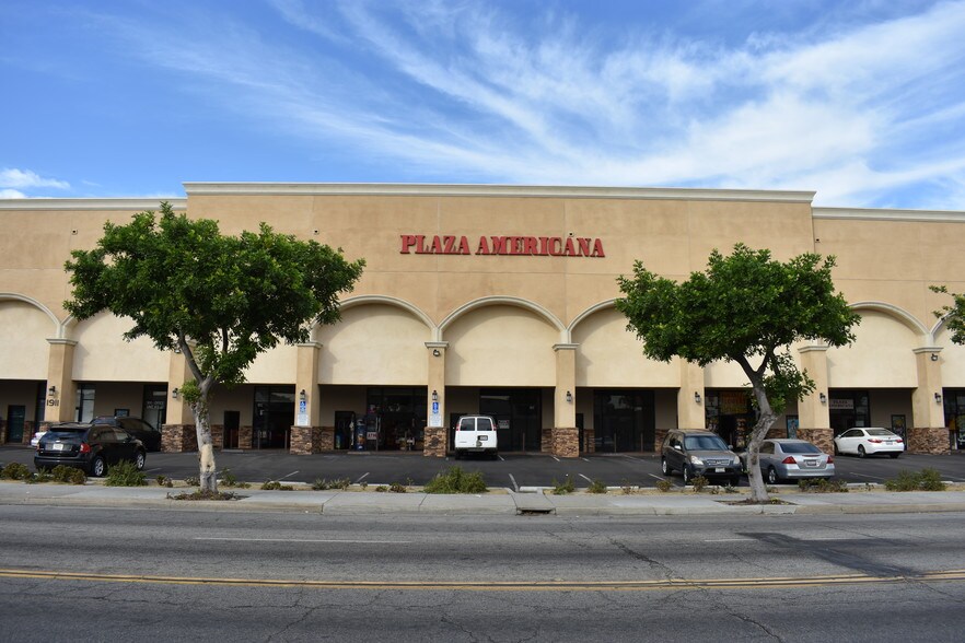 More Photos Of 1933 E Gage Ave, Los Angeles Restaurant For Lease
