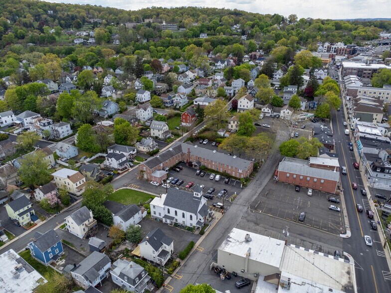 More Photos Of 9-15 Mill St, Nyack Office For Lease