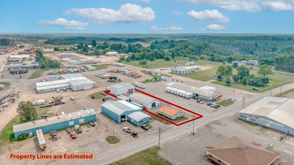 More Photos Of 1333 Jackson St, Iron Mountain Industrial For Sale