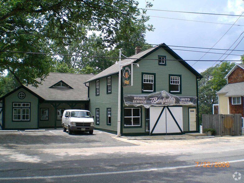 More Photos Of 6124 MacArthur Blvd, Bethesda Restaurant For Sale