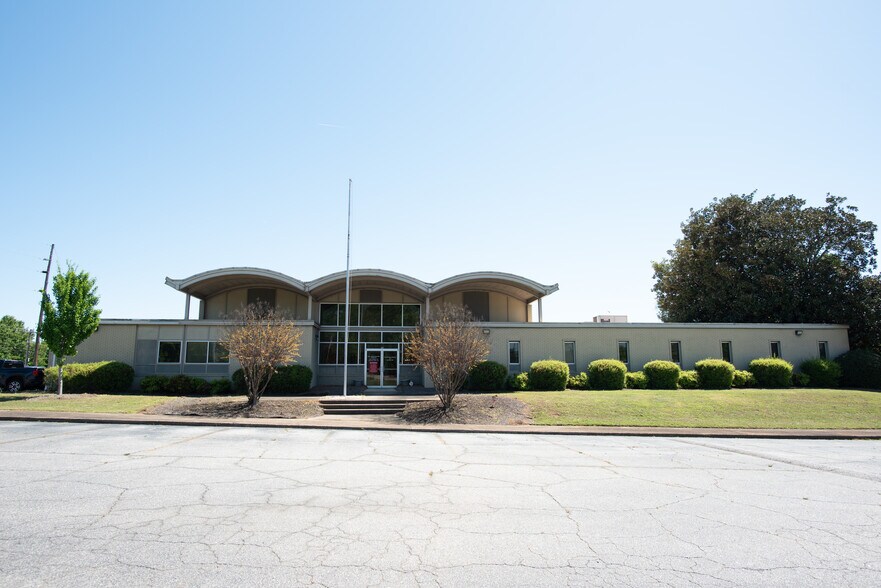 More Photos Of 110 Newton Bridge Rd, Athens Warehouse For Lease