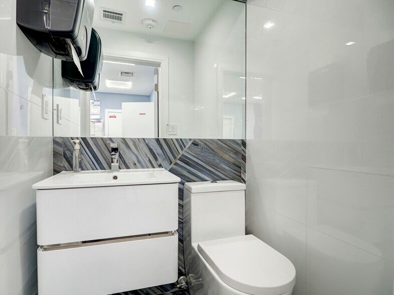 More Photos Of 158 Bergen Tpke, Ridgefield Park Medical For Lease