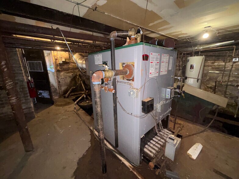 More Photos Of , Chicago Multifamily For Sale