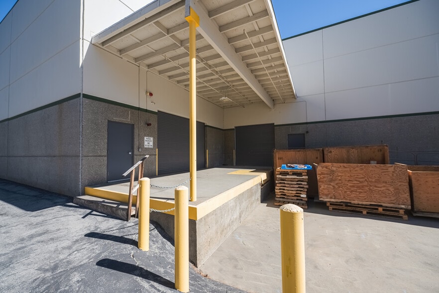More Photos Of 25167-25169 Anza Dr, Valencia Warehouse For Sale