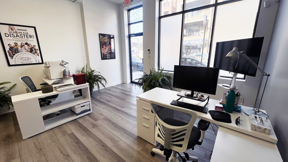 More Photos Of 1443 W Belmont Ave, Chicago Storefront Retail Office For Sale