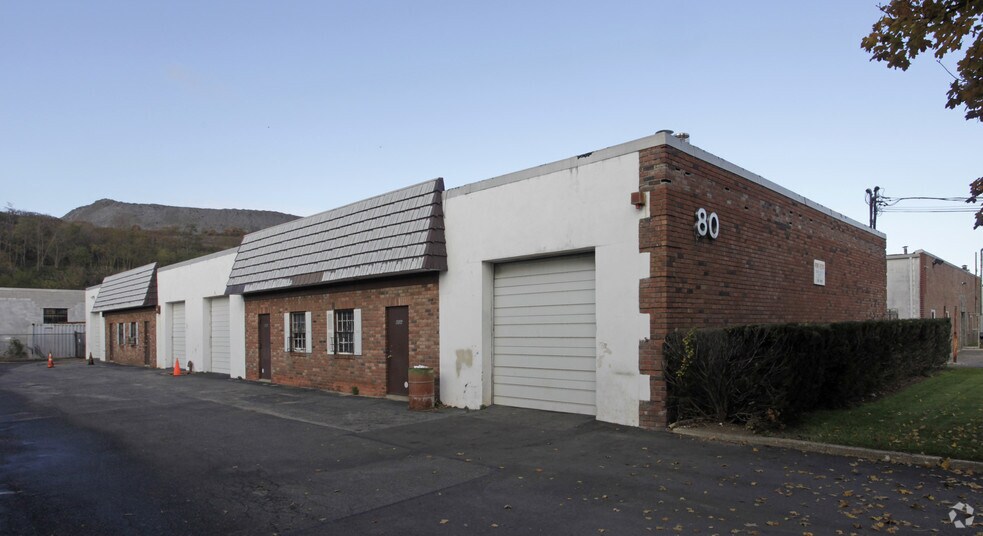Primary Photo Of 80 Kean St, West Babylon Warehouse For Lease