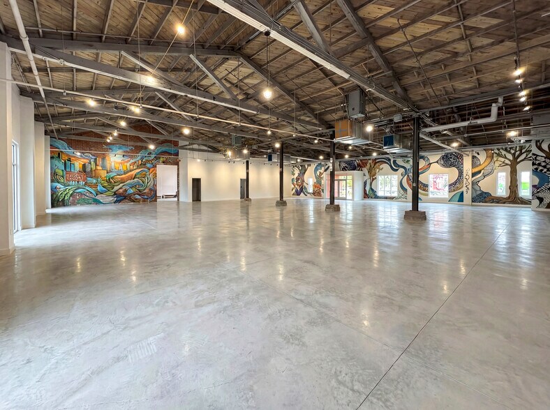 More Photos Of 2336 N Liberty St, Jacksonville Freestanding For Lease