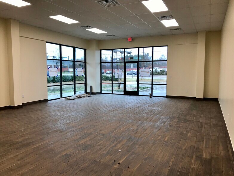 More Photos Of Keller Springs Rd & Kelly Blvd, Carrollton Storefront Retail Office For Lease