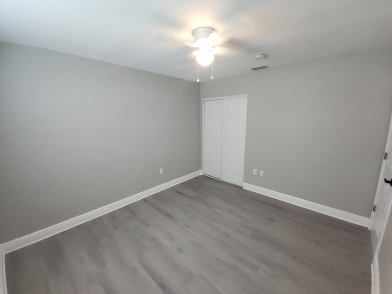 More Photos Of , Bradenton Multifamily For Sale