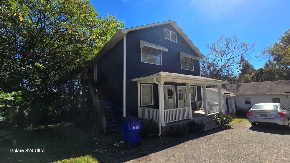 More Photos Of 1412-1418 Armstrong Ave, Knoxville Apartments For Sale