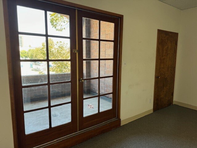 More Photos Of 12000 W Pico Blvd, Los Angeles Office For Lease