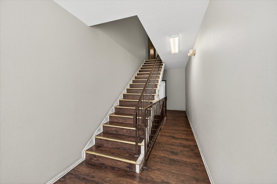 More Photos Of 1120 9th Ave S, Saint Cloud Apartments For Sale