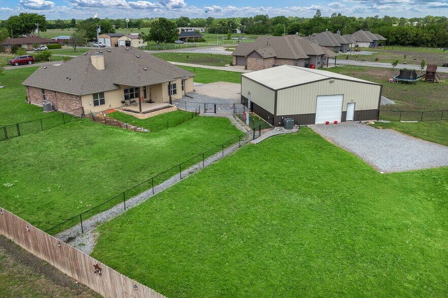 More Photos Of 667 County Road 4935, Trenton Service For Sale