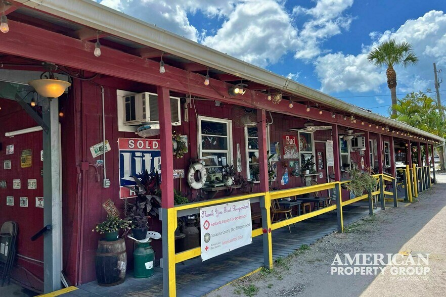 More Photos Of 987 S Packinghouse Rd, Sarasota Restaurant For Sale