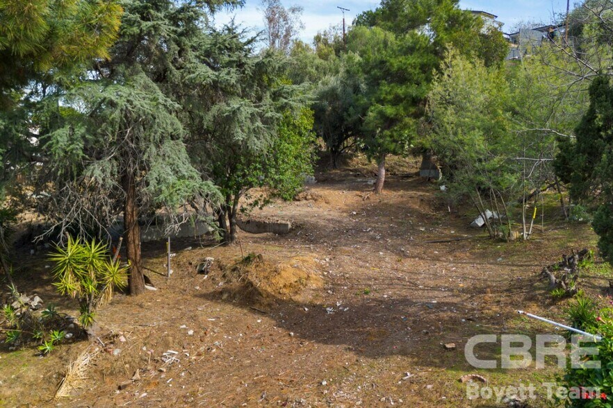 More Photos Of 1104-1114 Oak Grove Dr, Los Angeles Land For Sale