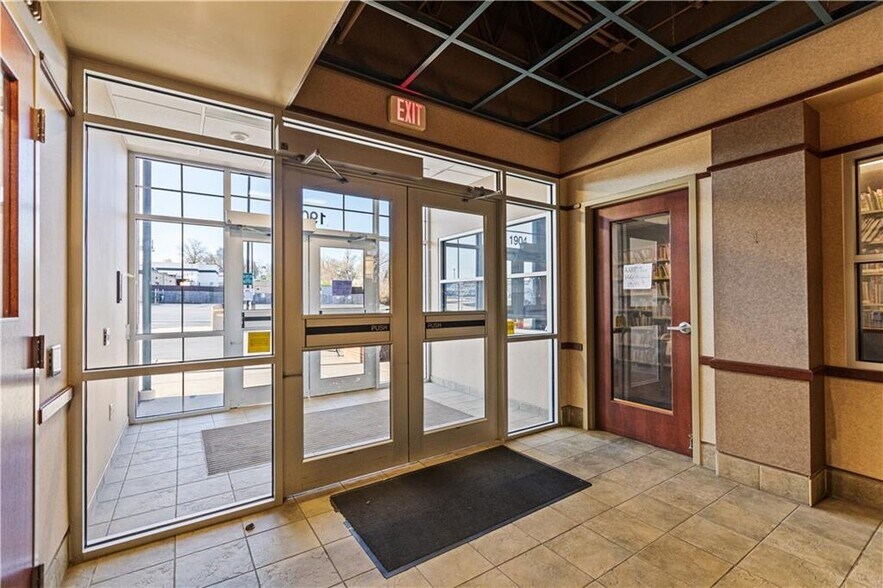 More Photos Of 1900 Belt hwy, Saint Joseph Department Store For Sale