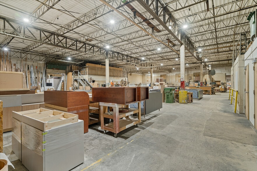 More Photos Of 1641 Crystal Ave, Kansas City Warehouse For Sale