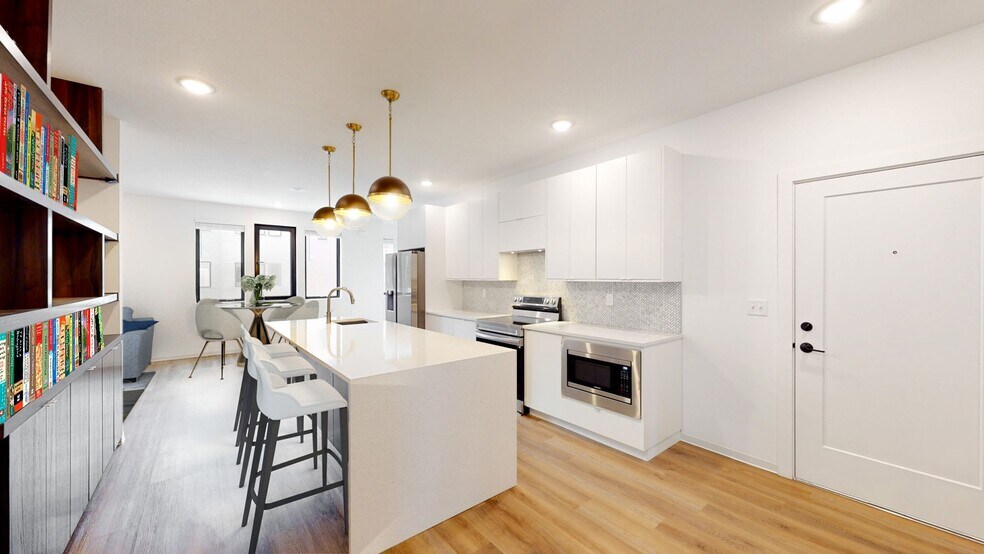 More Photos Of 6115 Nieman Rd, Shawnee Apartments For Sale