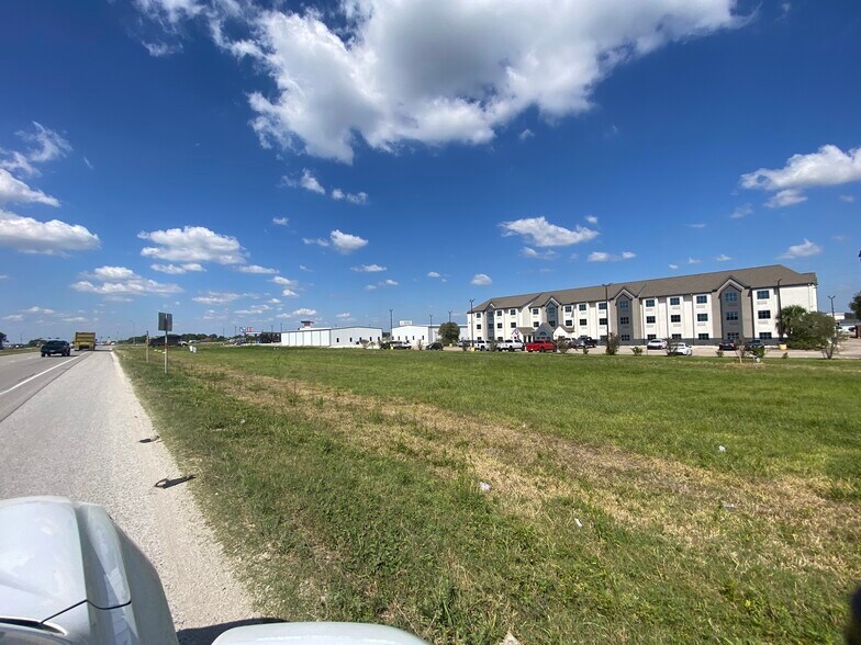 More Photos Of 2023 H O Mills hwy, Port Arthur Warehouse For Lease