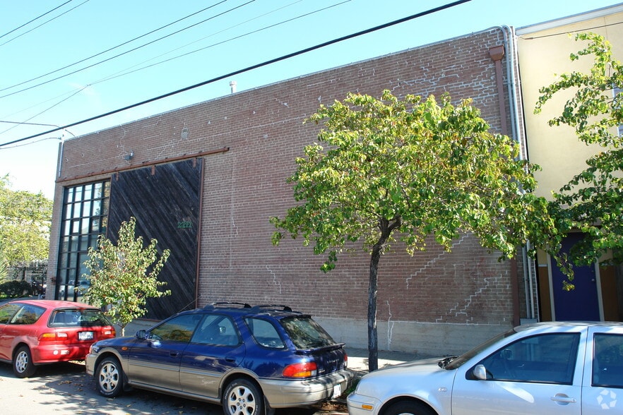 More Photos Of 2741 10th St, Berkeley Warehouse For Sale