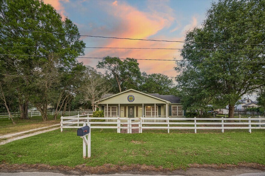 More Photos Of 30315 2nd St., Fulshear Land For Sale