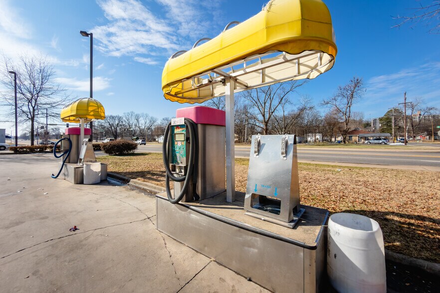More Photos Of 2224 Pike Ave, North Little Rock Carwash For Sale