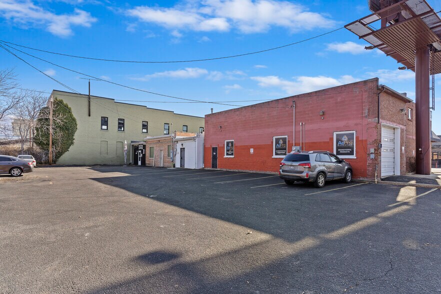 More Photos Of 210 24th St, Ogden Storefront For Sale