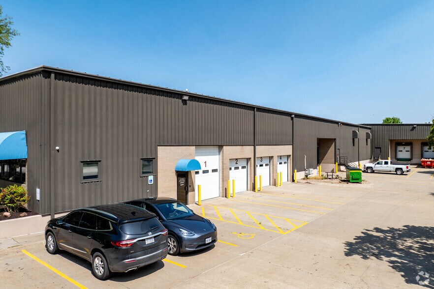 Primary Photo Of 5201 S 19th St, Lincoln Warehouse For Sale