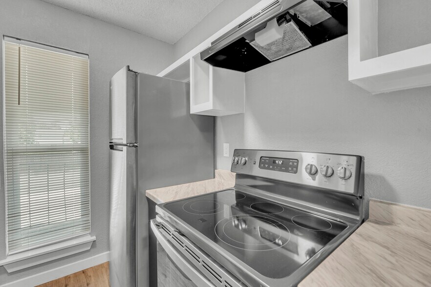 More Photos Of 109 E Dean Ave, Killeen Multifamily For Sale