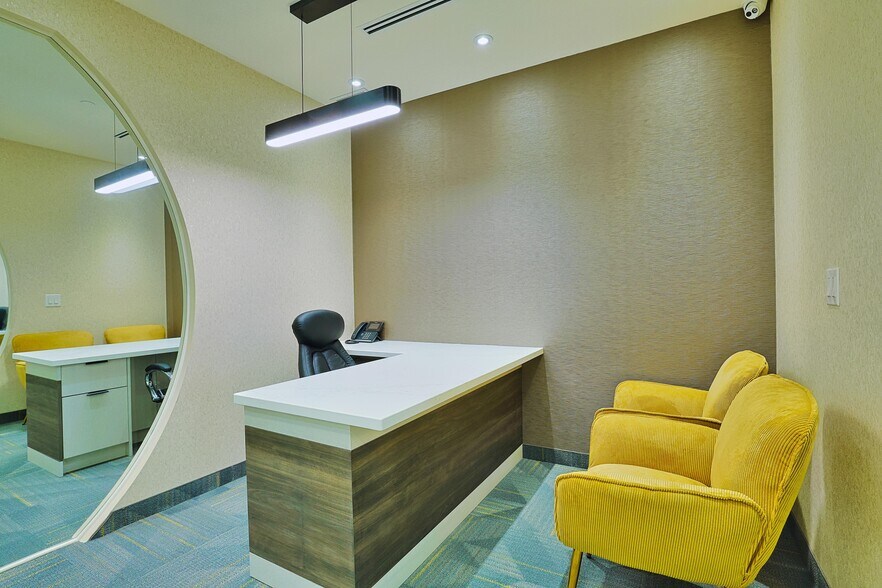More Photos Of 1200 Derry Rd E, Mississauga Freestanding For Lease
