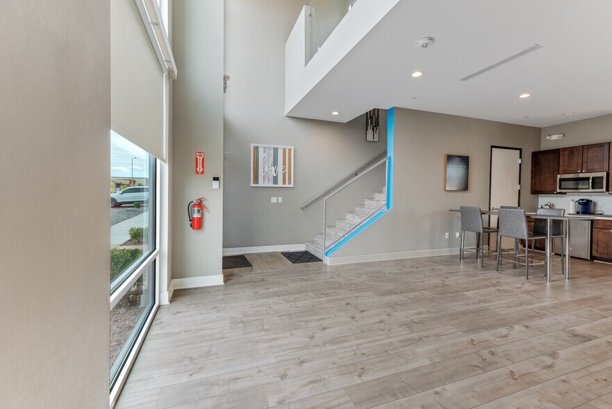 More Photos Of 7336 W Post Rd, Las Vegas Loft Creative Space For Lease