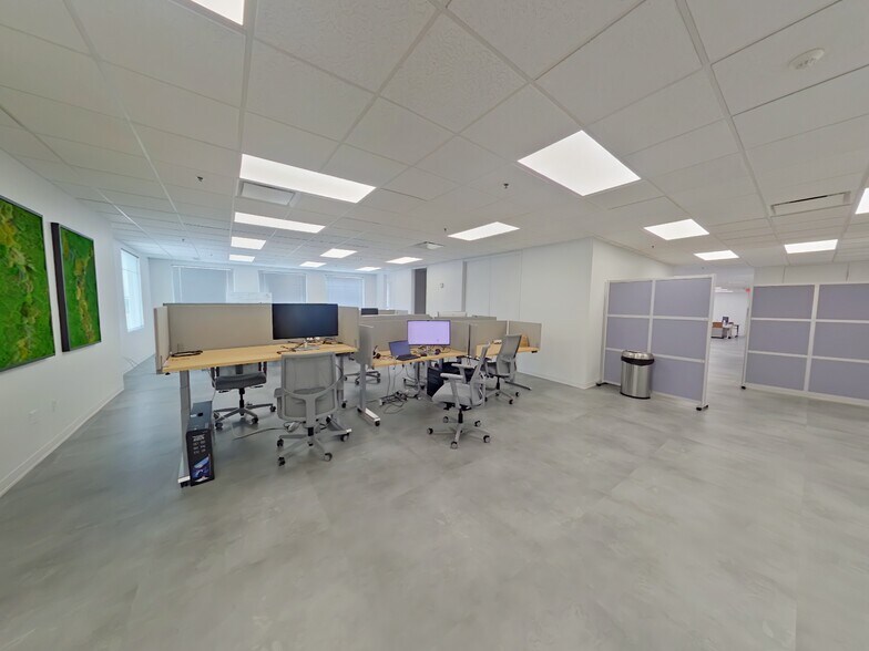 More Photos Of 16600 N Dallas Pky, Dallas Office For Lease