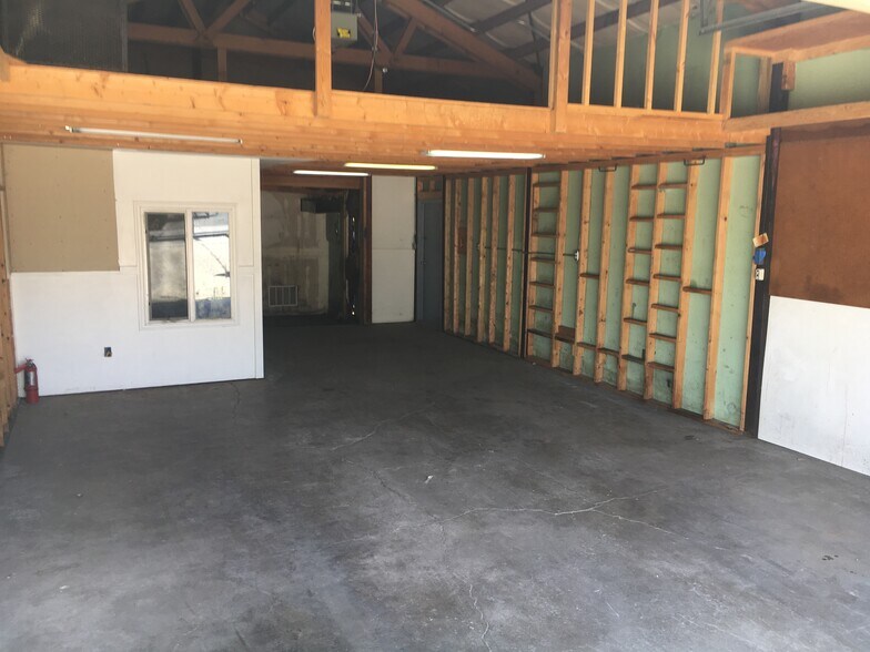 More Photos Of 4235 Jason St, Denver Warehouse For Sale