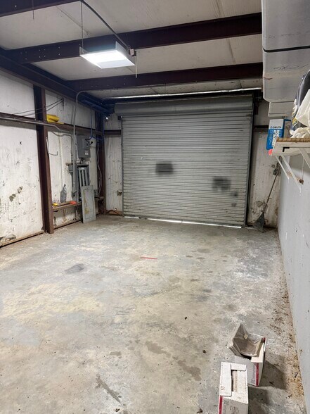 More Photos Of 23740 I-10, Vidor Industrial For Sale