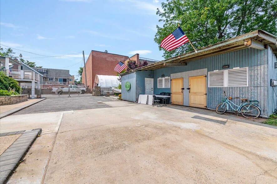 More Photos Of 720 Clarence Ave, Bronx Multifamily For Sale