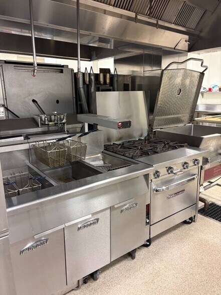 More Photos Of 1816 S Figueroa St, Los Angeles Coworking Space