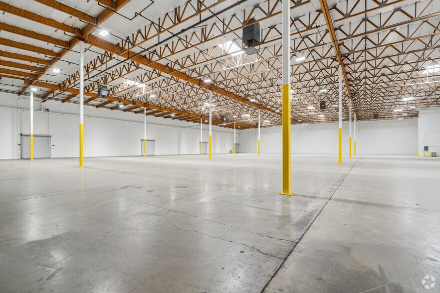 More Photos Of 5302 W Buckeye Rd, Phoenix Unknown For Lease