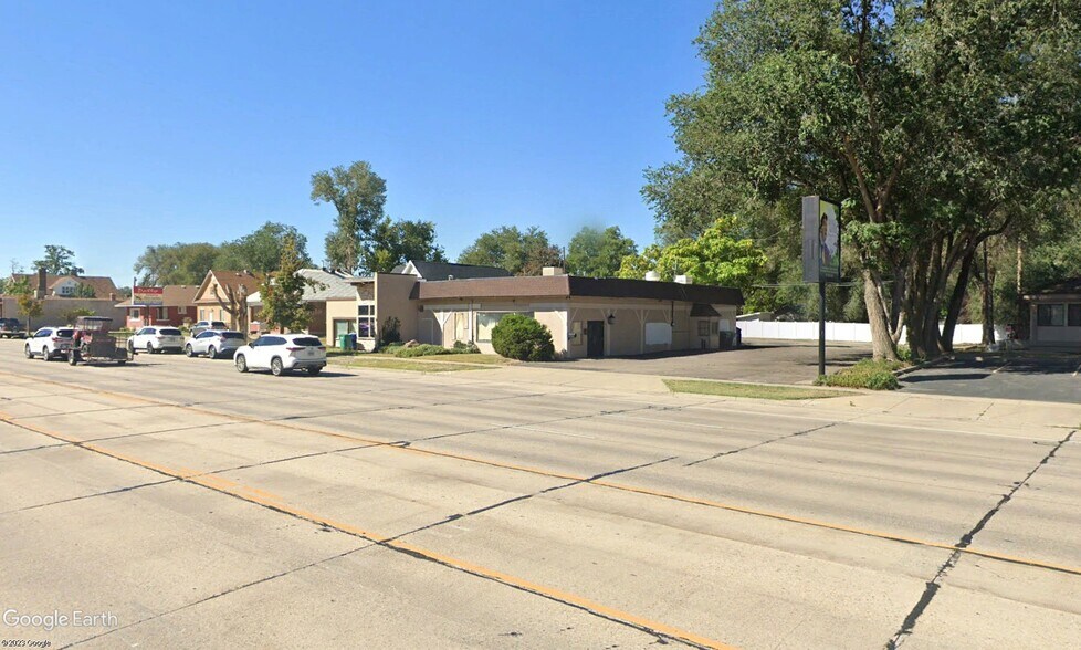 Primary Photo Of 421 Washington Blvd, Ogden Restaurant For Sale
