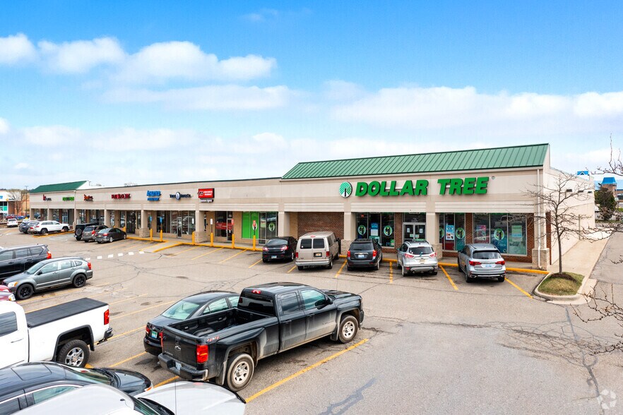 More Photos Of 8365-8571 W Grand River Ave, Brighton Unknown For Lease